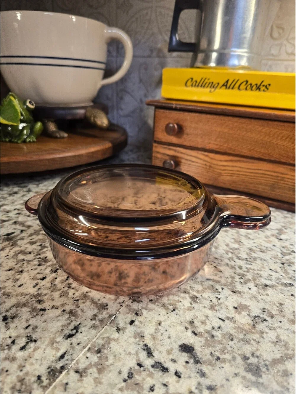 Vision Ware Amber V-240-B Grab it Bowl with lid. Vintage Glass Cookware
